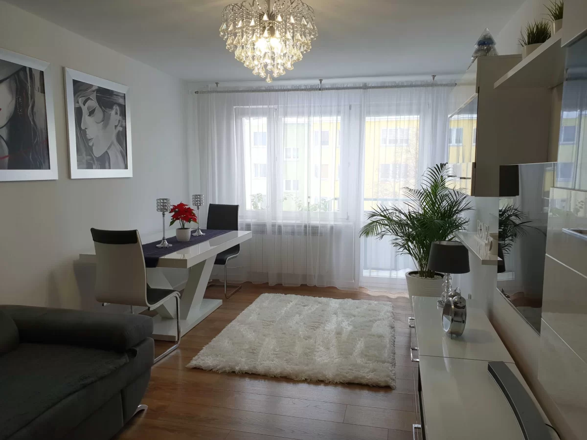sprzedam Mieszkanie 62m. / 3-pok. / G.Roweckiego Chełm