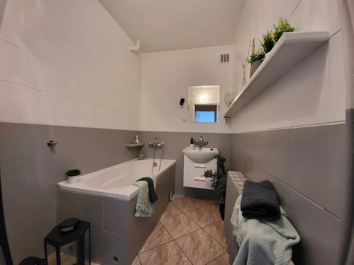 Sprzedam mieszkanie Dwustronne, 48m2 Opole
