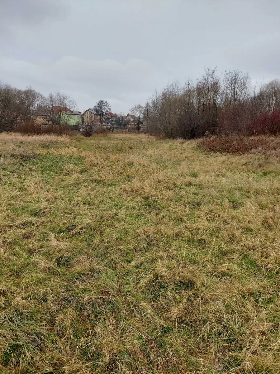 Sprzedam działkę rolno-budowlaną Kielce