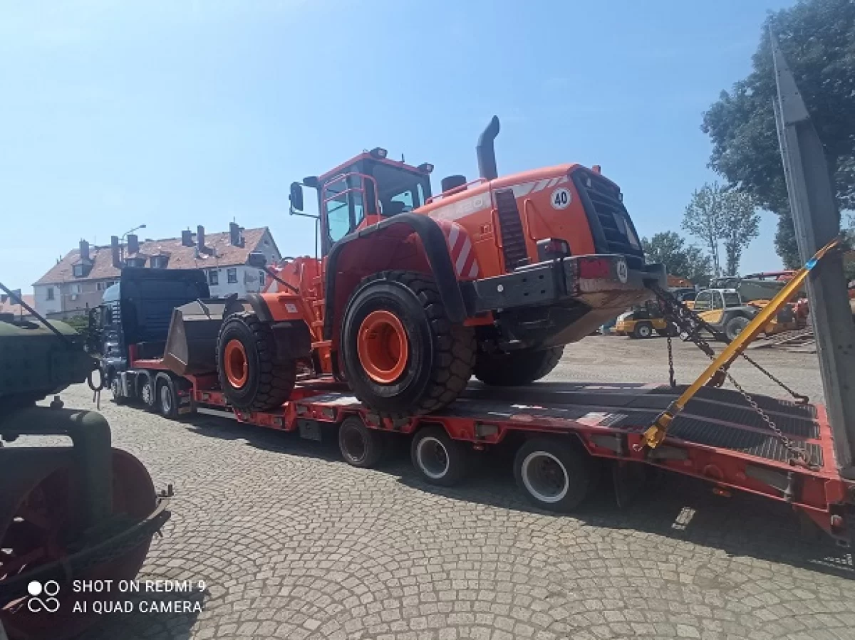 Transport maszyn 24 ton , pomoc drogowa, laweta Poznań Wielkopolska