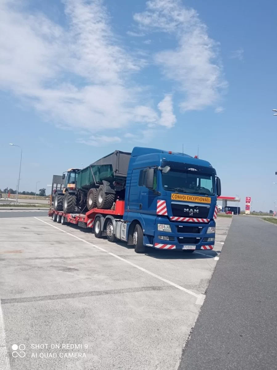 Transport maszyn 24 ton , pomoc drogowa, laweta Poznań Wielkopolska
