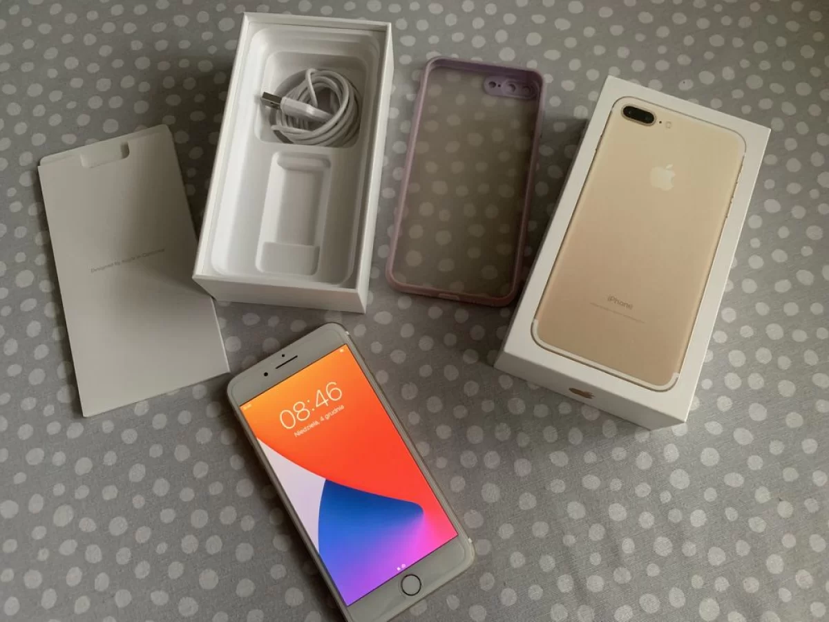 iPhone 7 Plus 32GB Gold bat 100% Touche ID
