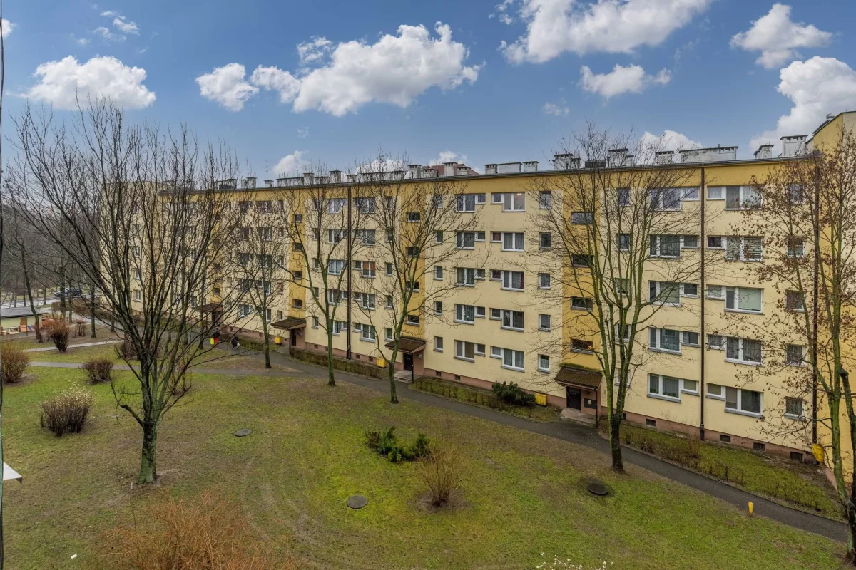 Sprzedam Przestronne mieszkanie Kraków Aleja pokoju