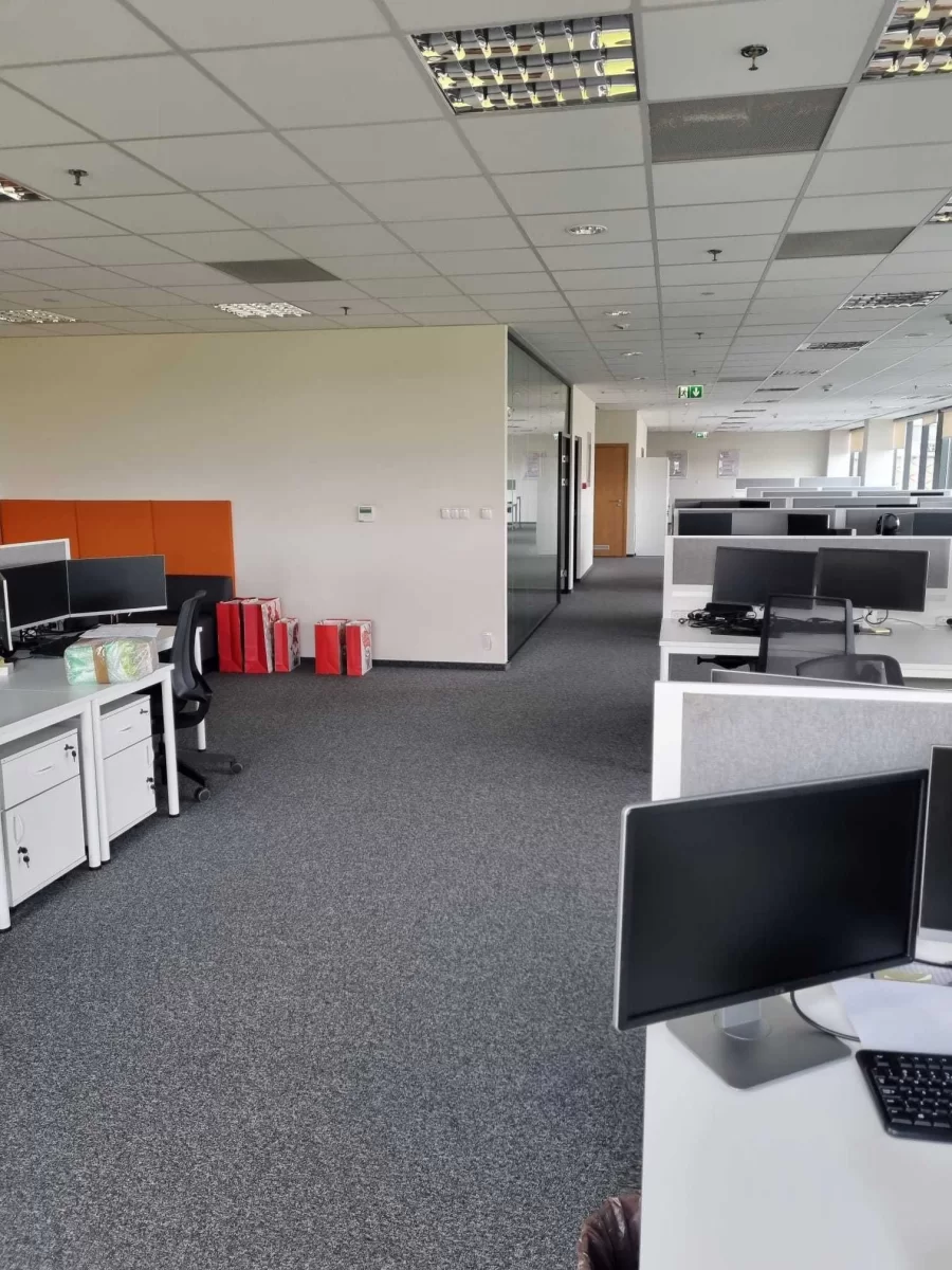 Lolak Biurowy do wynajęcia, Kraków ul. Puszkarska 326m2