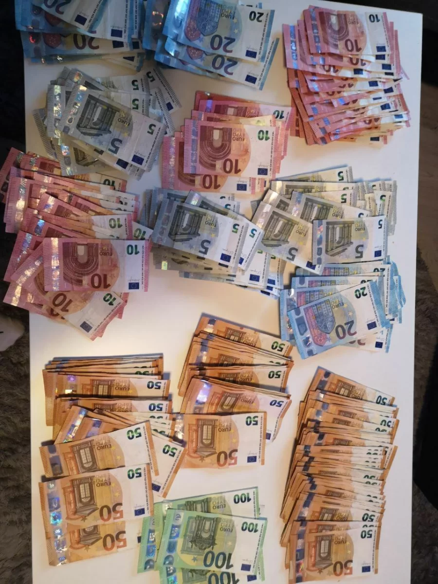 KUP 100% NIEWYKRYTYCH FAŁSZYWYCH PIENIĘDZY ONLINE, DOLARÓW, GBP, EURO whatapp.... +1 (512)-593-2178