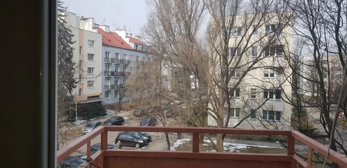 Sprzedam mieszkanie 3 pokoje warszawa przy Łazienkach