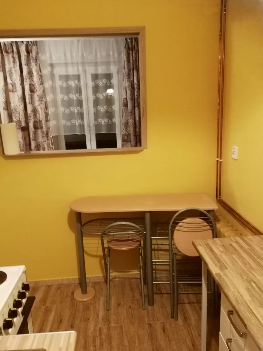 Wynajmę kawalerkę w Bytomiu stolarzowicach ,cena 1100 zł