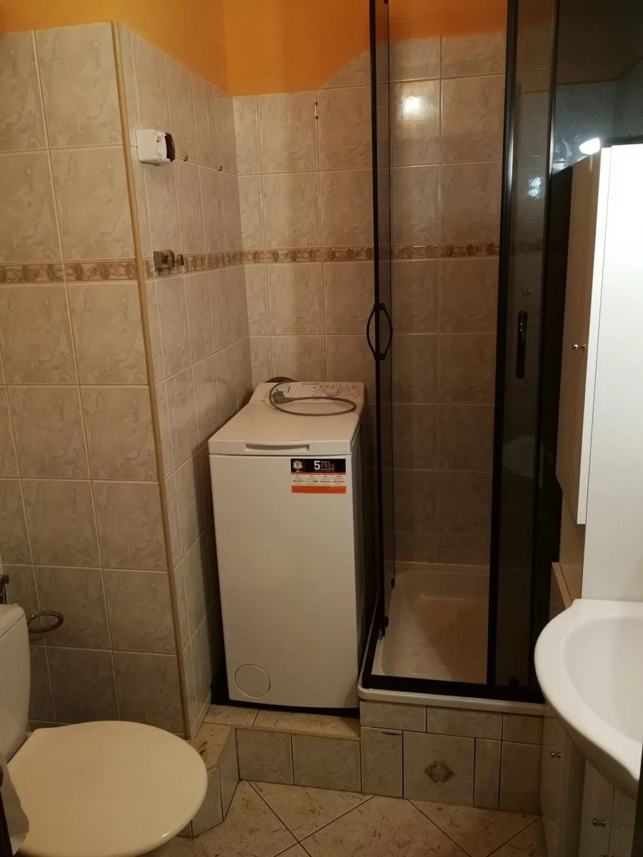 Wynajmę kawalerkę w Bytomiu stolarzowicach ,cena 1100 zł