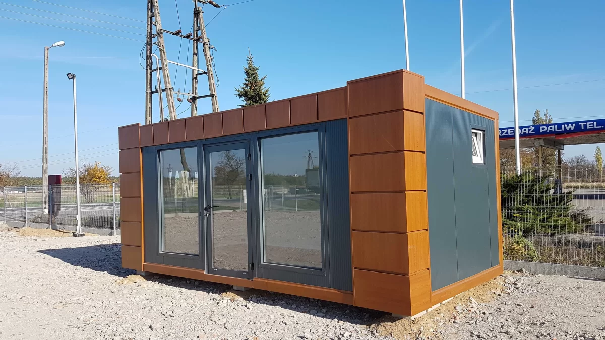 wynajme plac 2000 m2 z biurem ,przy trasie E92 Sochaczew - Błonie