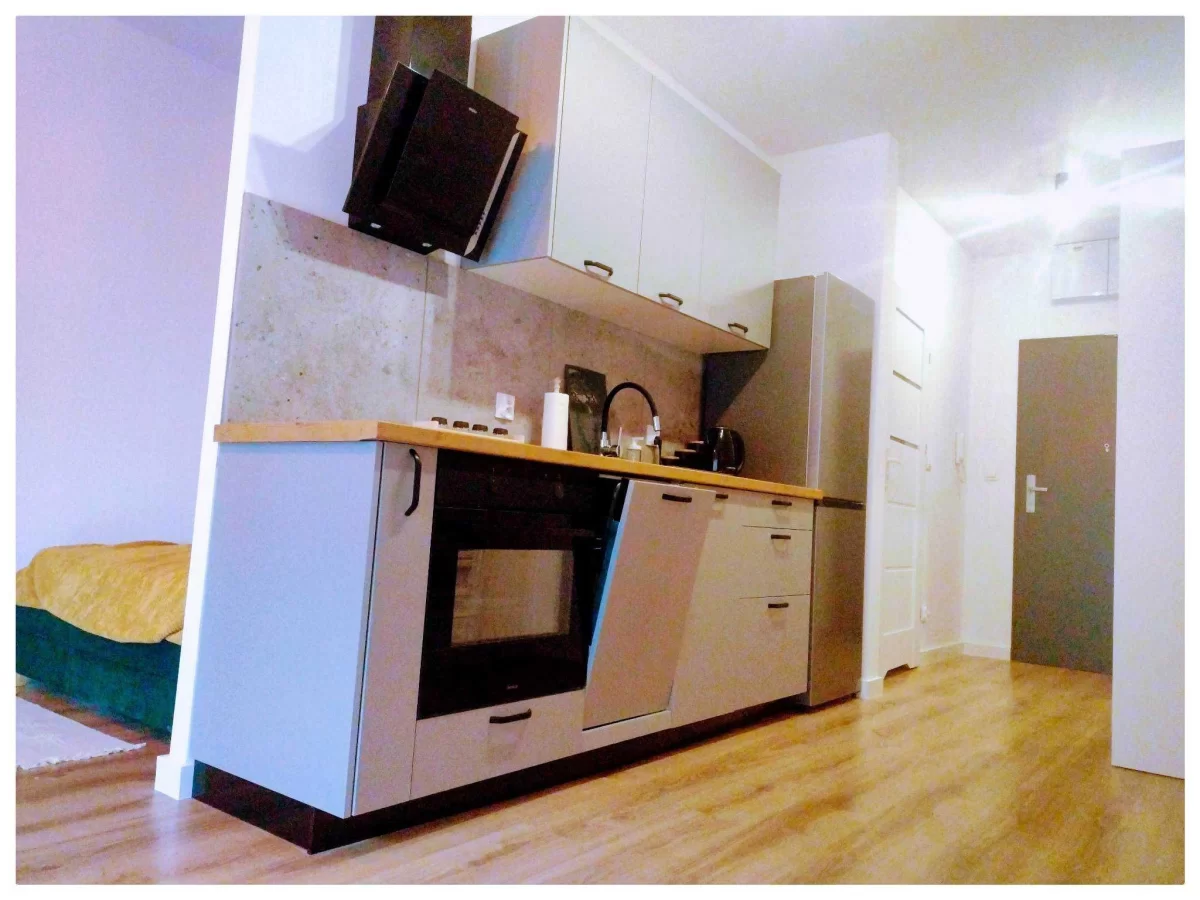 Wynajmę kawalerka 28m2 Wrocław ul. Jaworska, obok Magnolii