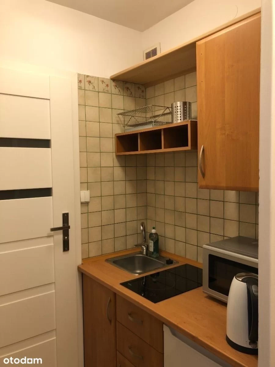 Wynajmę umeblowana kawalerka w centrum Jeżyc