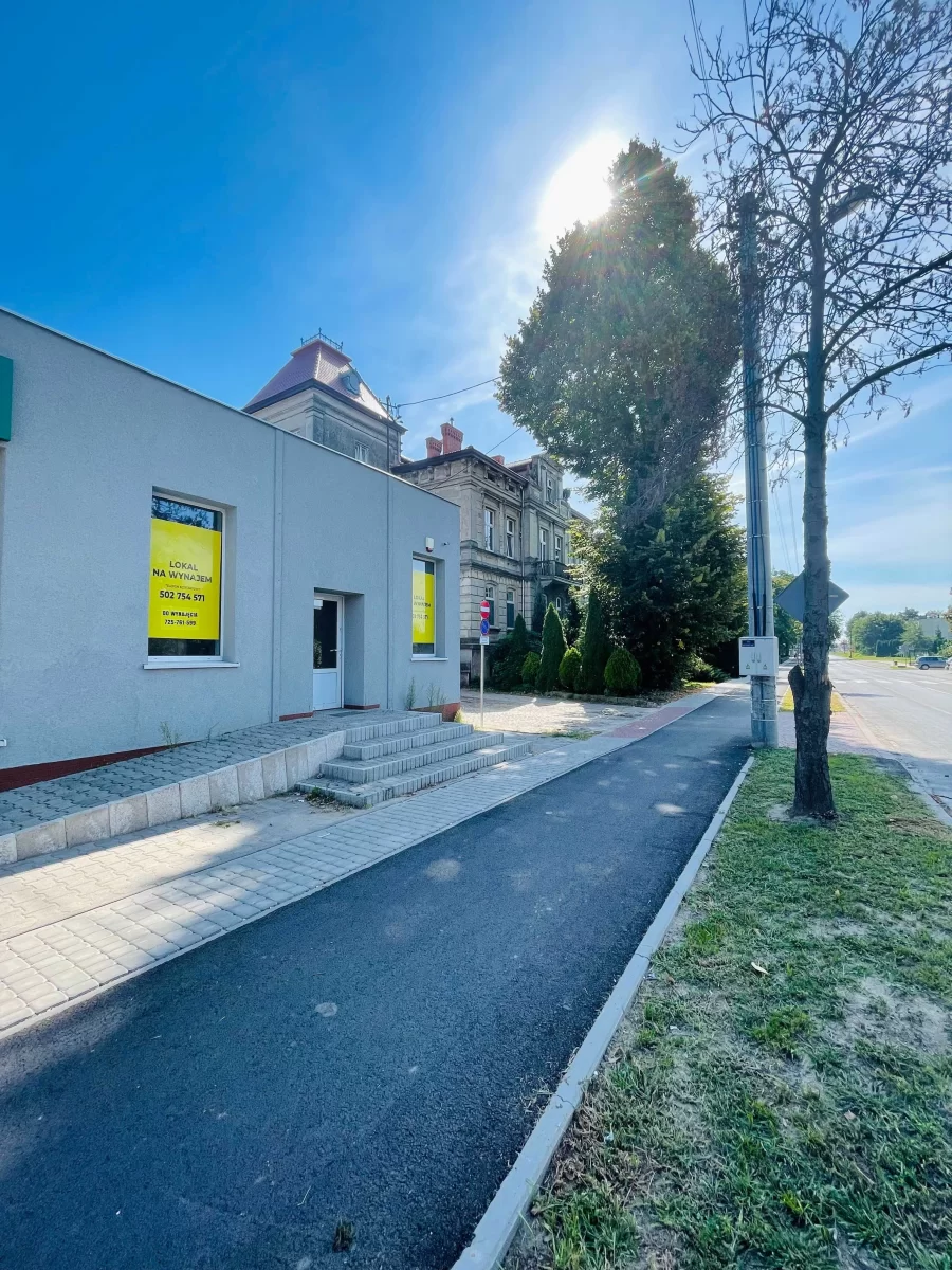 Lokal na wynajem Śmigiel przy głównej ulicy w kierunku centrum