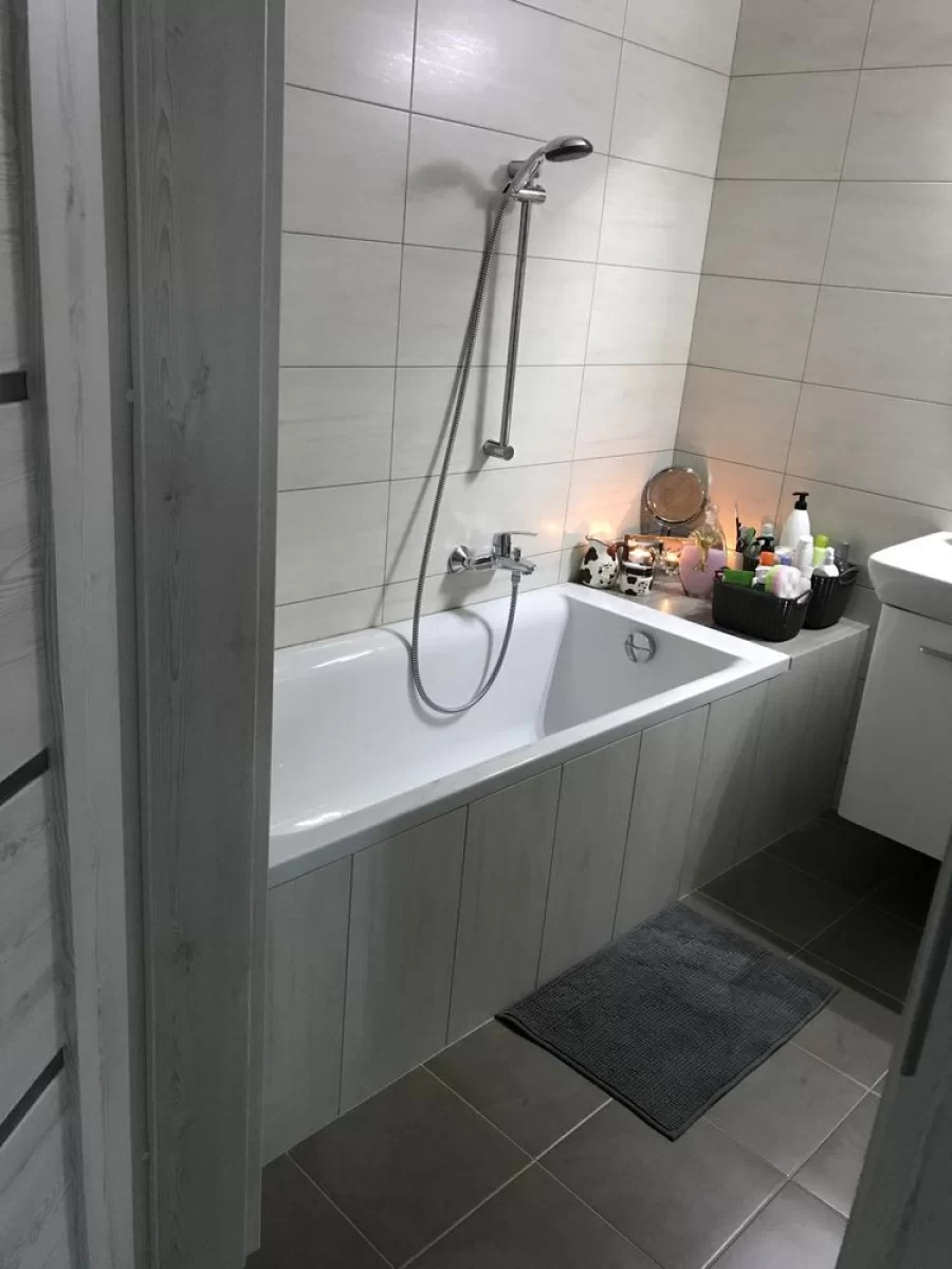 Sprzedam Mieszkanie 54 metry z ogrodem, loggią, miejscem w hali garażowej