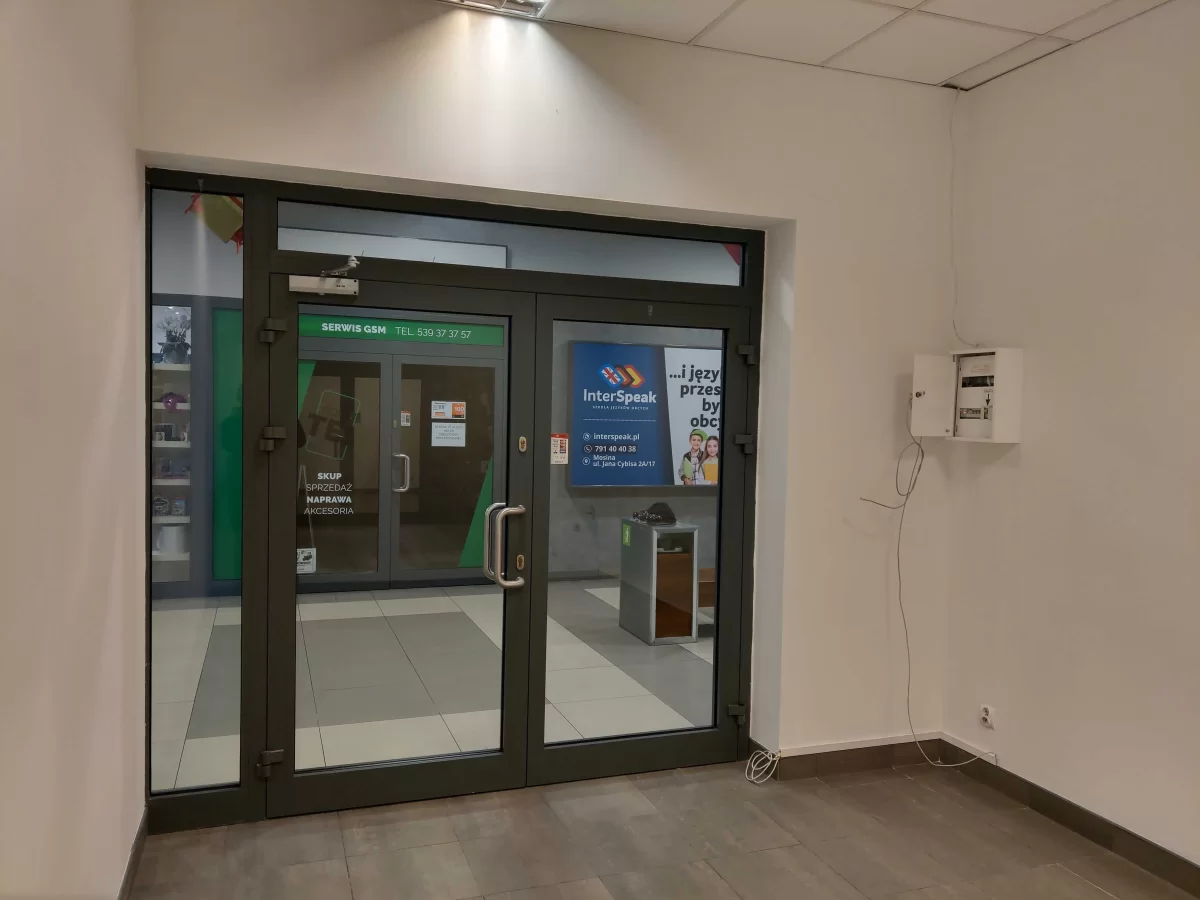 Wynajmę Lokal usługowy 14 m2, Galeria Familijna, Mosina-Krosno
