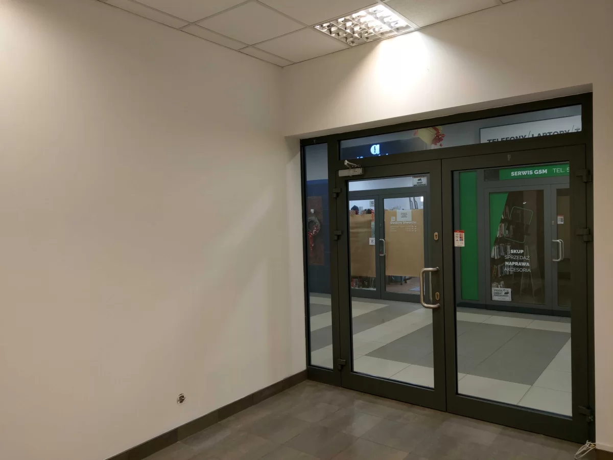 Wynajmę Lokal usługowy 14 m2, Galeria Familijna, Mosina-Krosno
