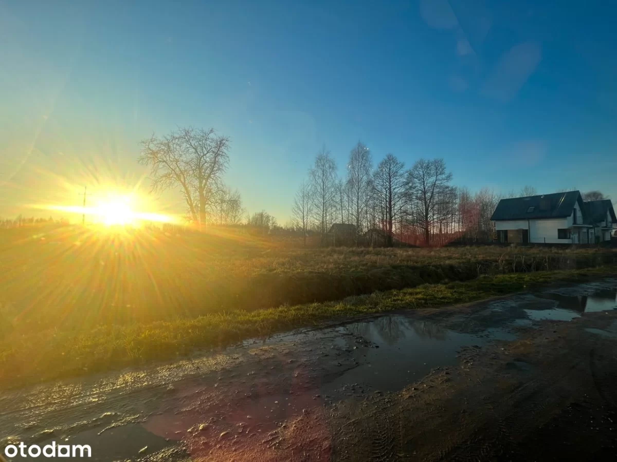 Sprzedam działke budowlaną pod lasem koło Warszawy