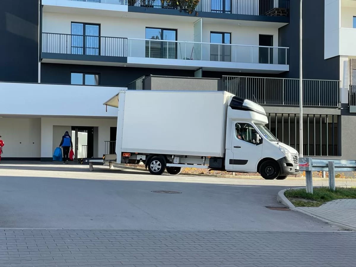 Przeprowadzki Szwajcaria Zurych Berno Basel Genewa Lugano Lucerna Lozanna