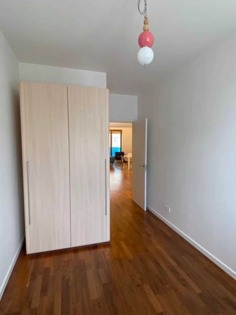 Wynajmę mieszkanie 4 pokoje, 87m2, warszawa Bruna 9