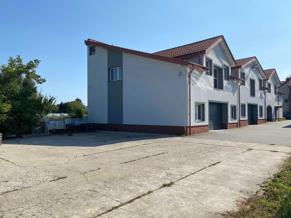 Magazyn 115m2 parter biura okolice Bemowa