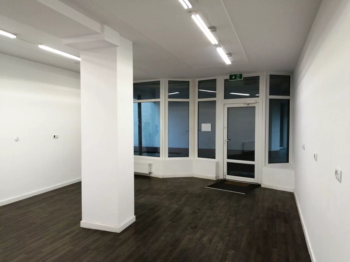 Sprzedam lokal handlowo-usługowy Krosno