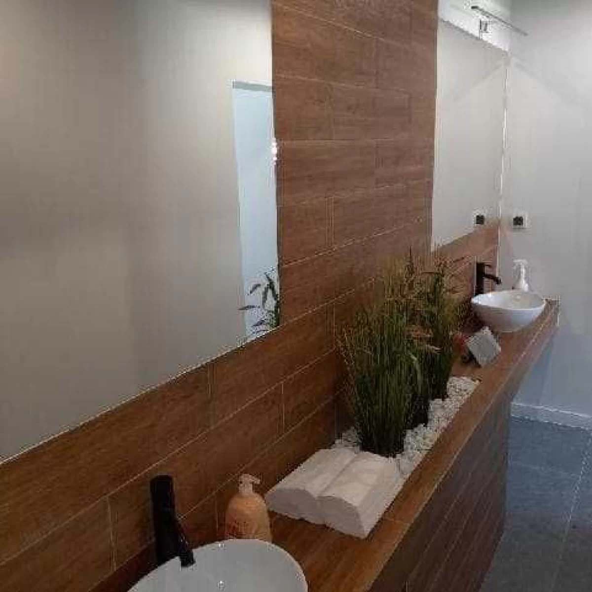 Wynajem lokali i pomieszczeń usługowo-biurowych CITI CENTER ZGIERZ