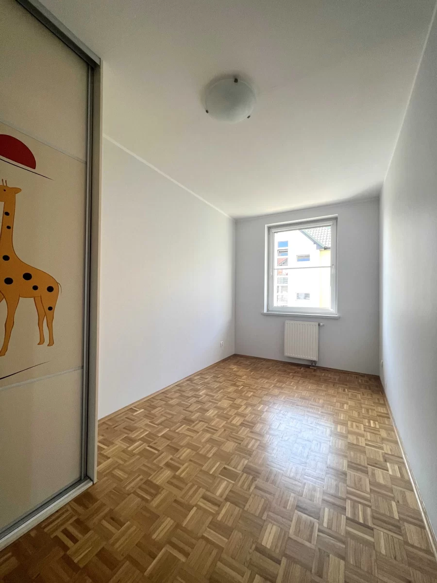Wynajmę 3 – pokojowe mieszkanie z balkonem / Bielany Wrocławskie OD LUTEGO!