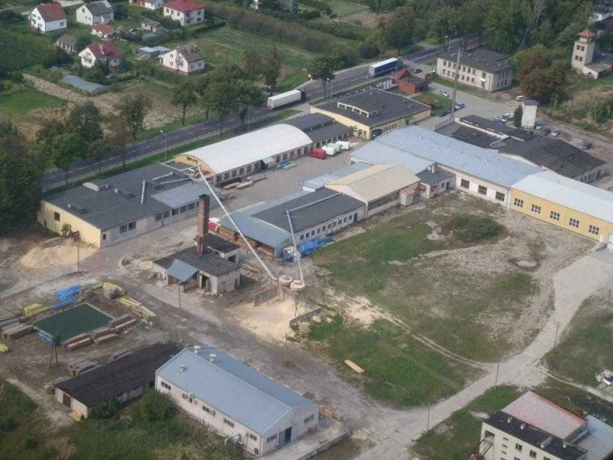 Sprzedam firmę-zakład produkujący domy z drewna