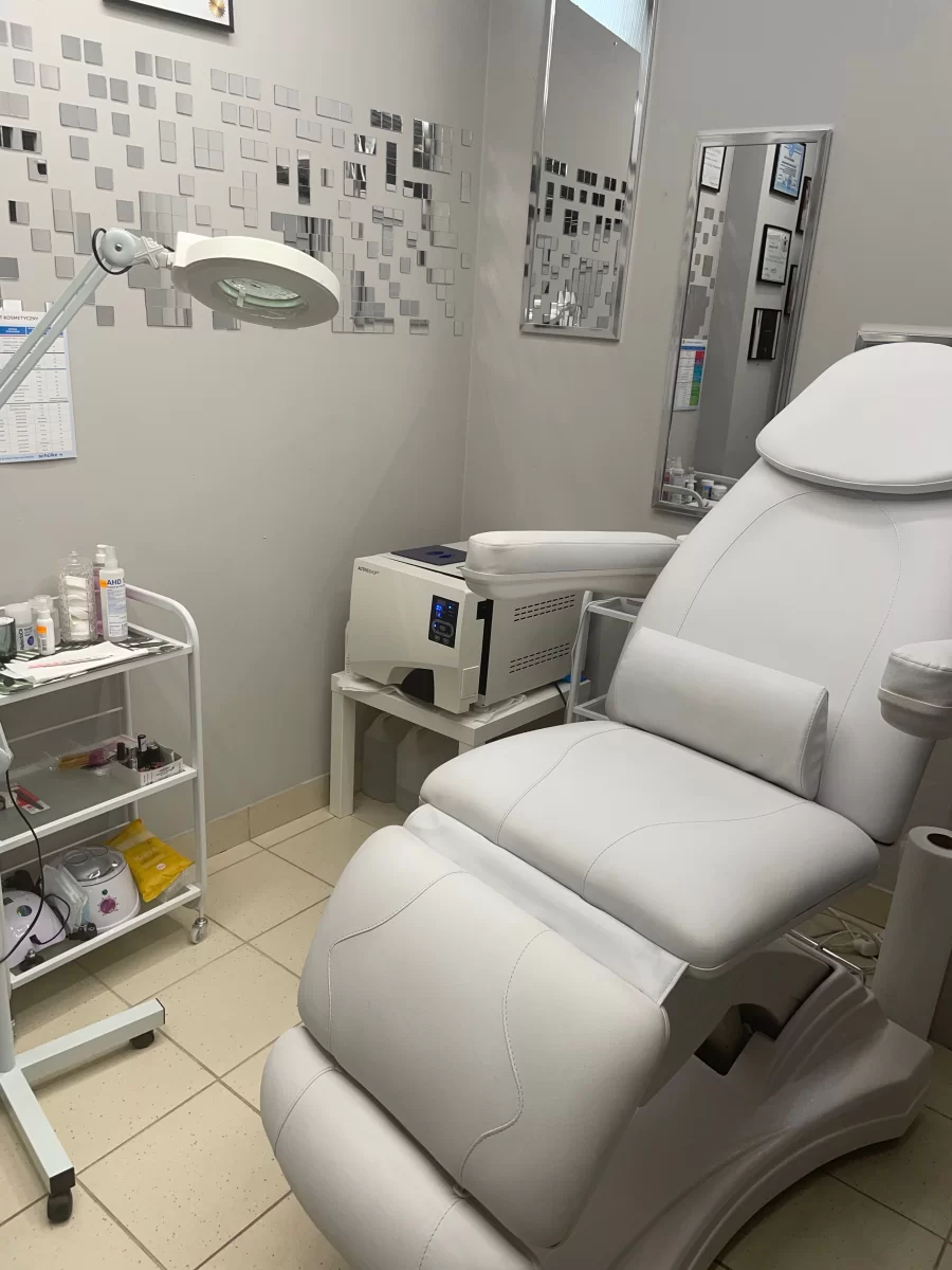 Sprzedam odstąpię biznes salon kosmetyczny z solarium
