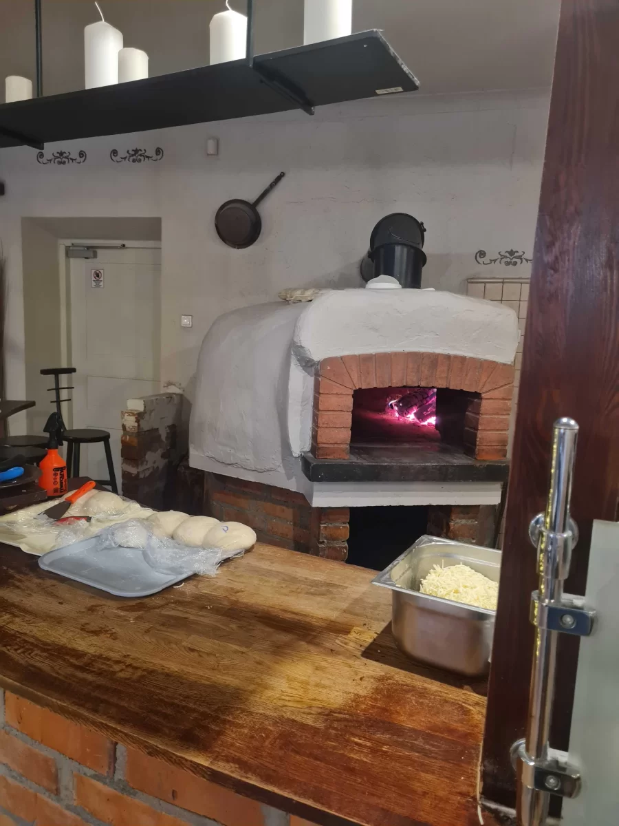 Sprzedam włoską restaurację możliwość przejęcia franczyzy