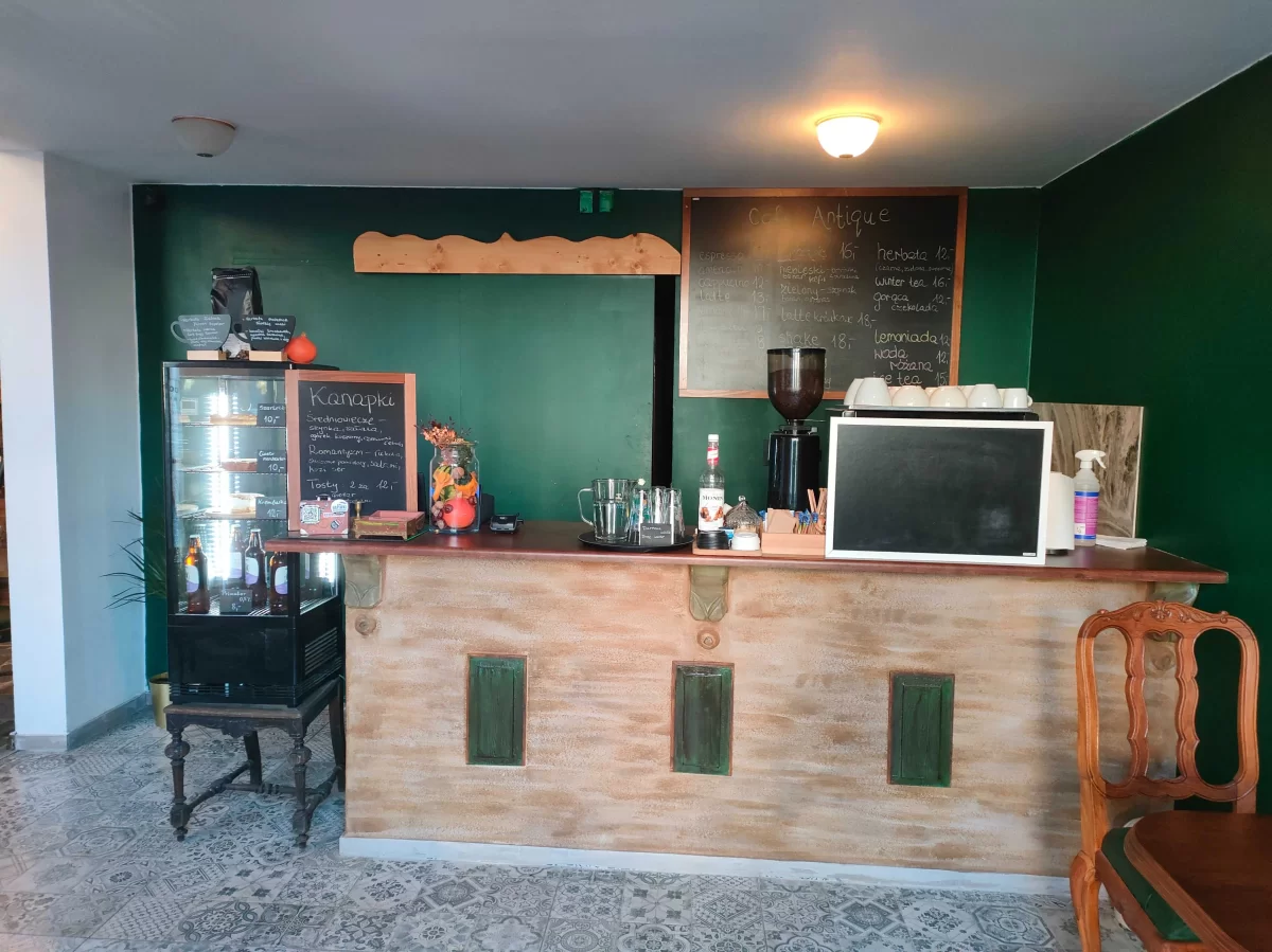 Sprzedam biznes Kawiarnie: ,,Cafe Antique '' Kraków