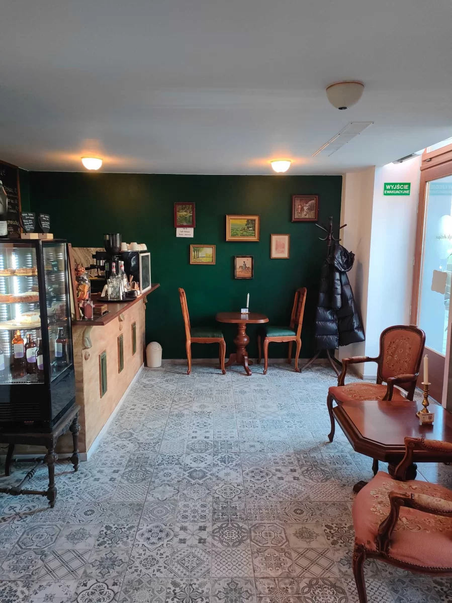 Sprzedam biznes Kawiarnie: ,,Cafe Antique '' Kraków