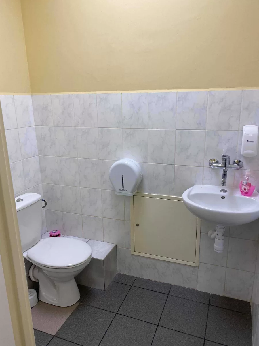 Wynajmę lokal usługowy 45 m Włocławek