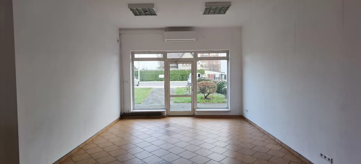 Lokal handlowo-usługowy na wynajem - Oświęcim Zasole ul. Obozowa 25A
