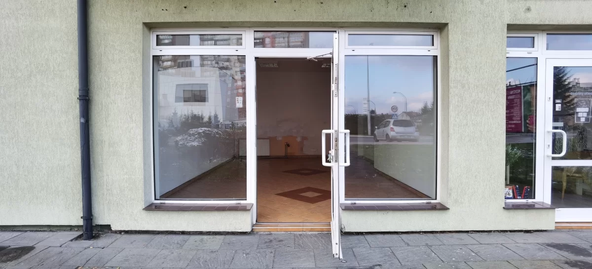 Lokal handlowo-usługowy na wynajem - Oświęcim Zasole ul. Obozowa 25A