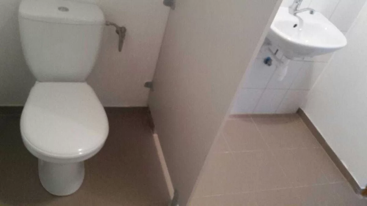 Wynajmę lokal. Usługowy użytkowy do 45m2 parter Zgierz