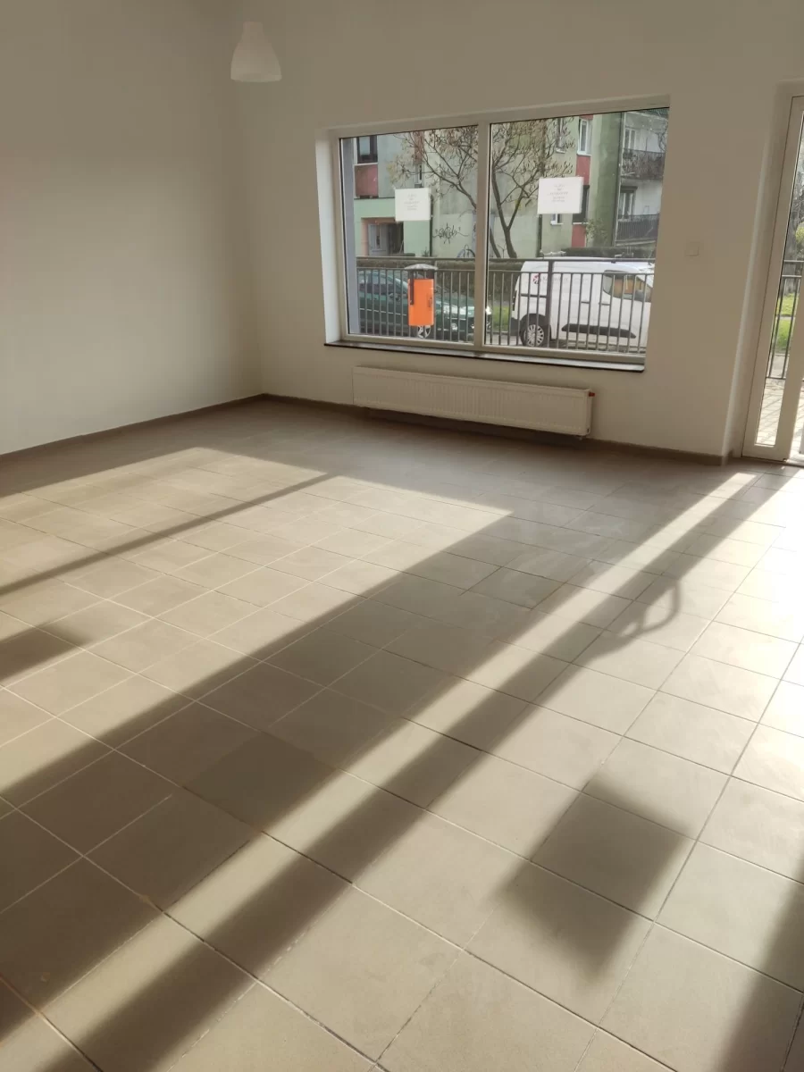 Wynajmę lokal. Usługowy użytkowy do 45m2 parter Zgierz