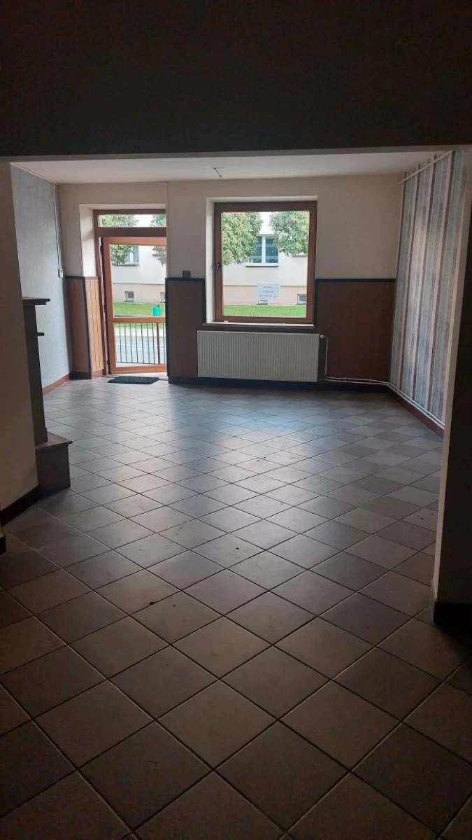 Wynajmę Lokal usługowy 40m2 w centrum miasta Warka