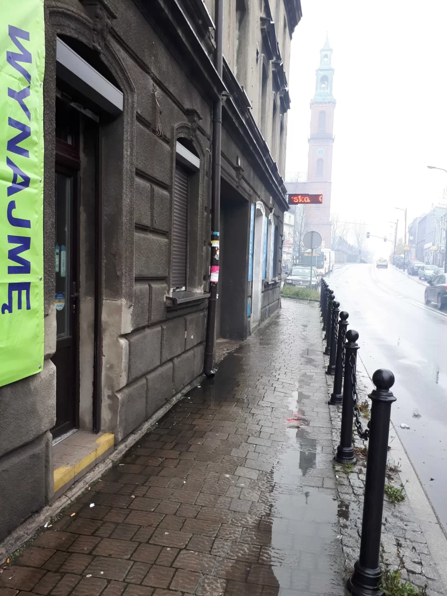 Wynajmę lokal usługowo-handlowy Piekary Śląskie ul. Bytomska, 49m2