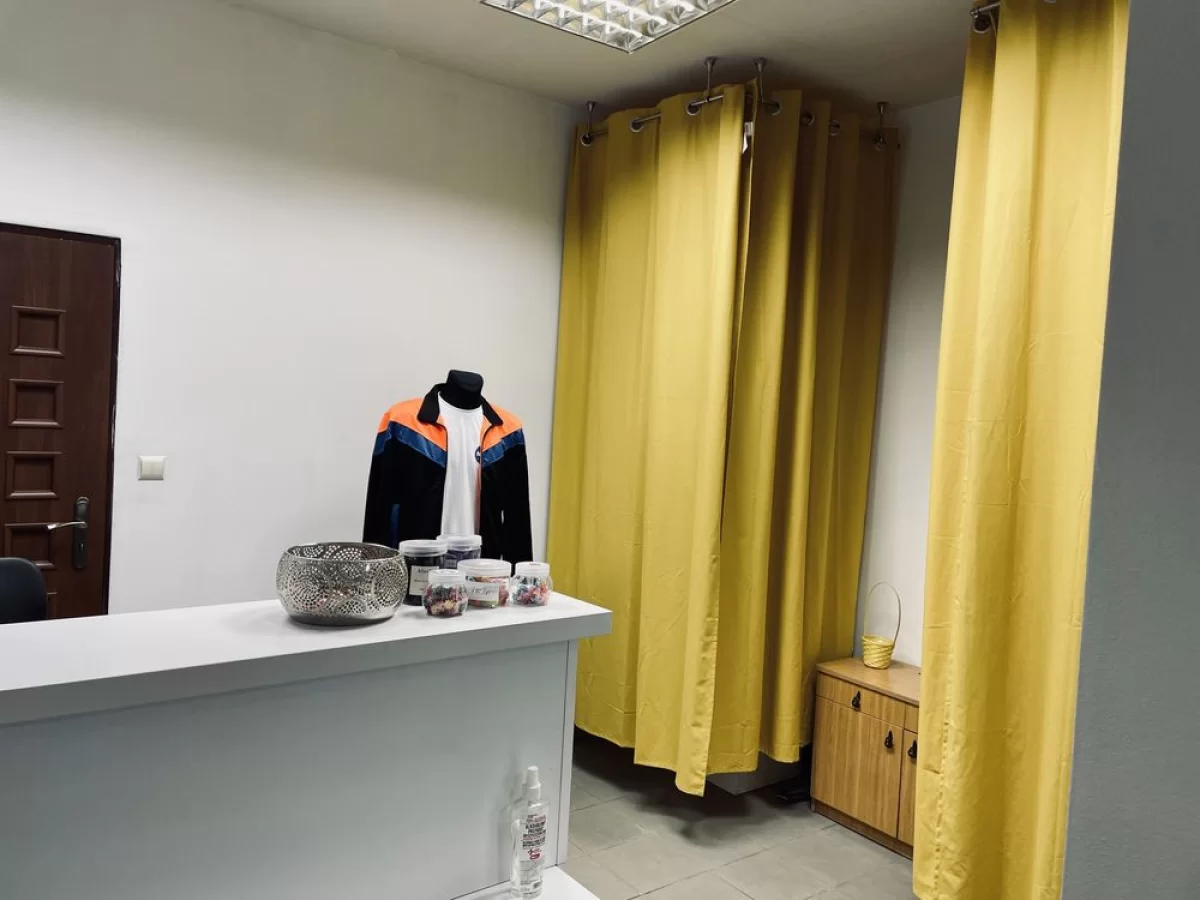 Wynajmę lokal usługowo-handlowy Piekary Śląskie ul. Bytomska, 49m2