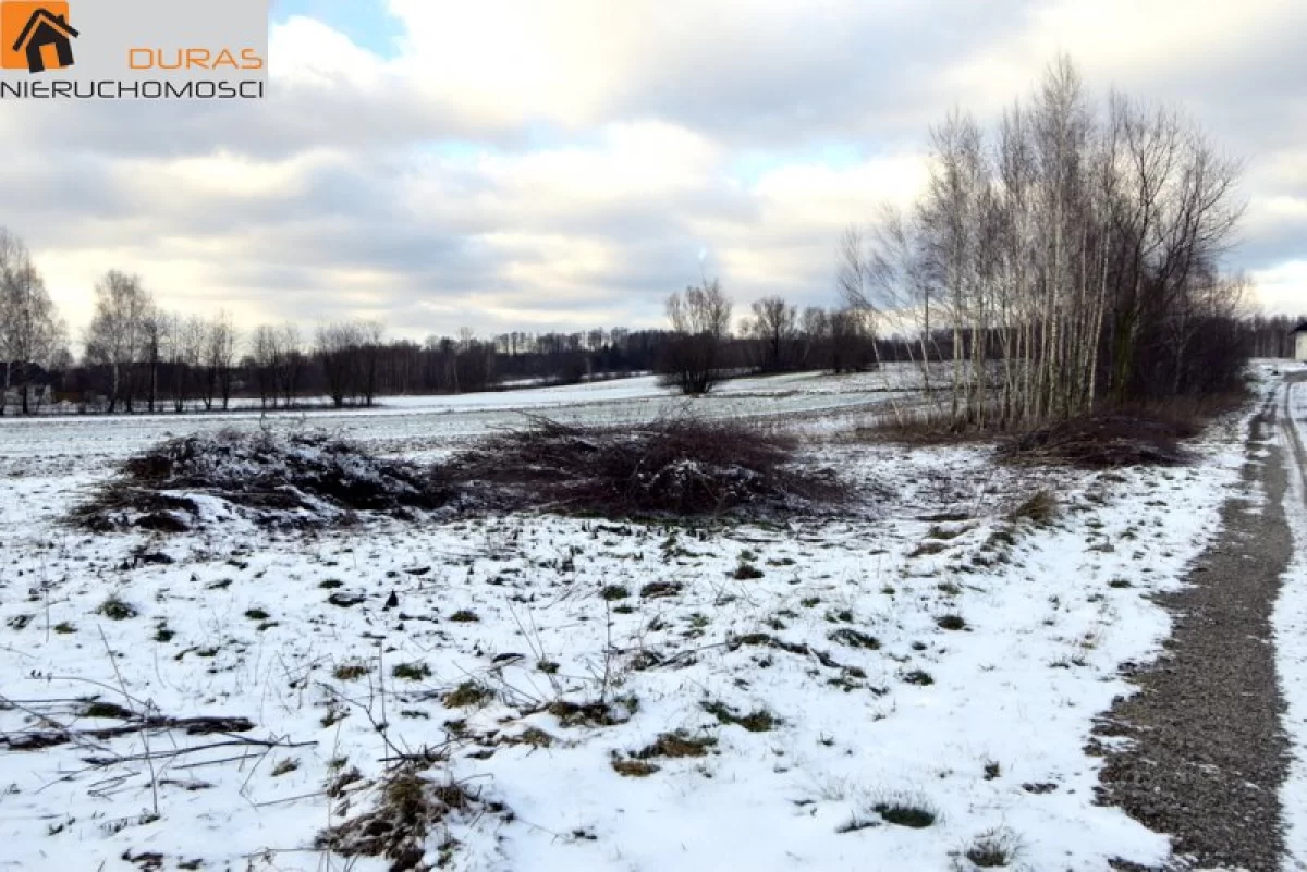 BOREK MAŁY, gm. Ostrów działka budowlano-rolna 28 ar