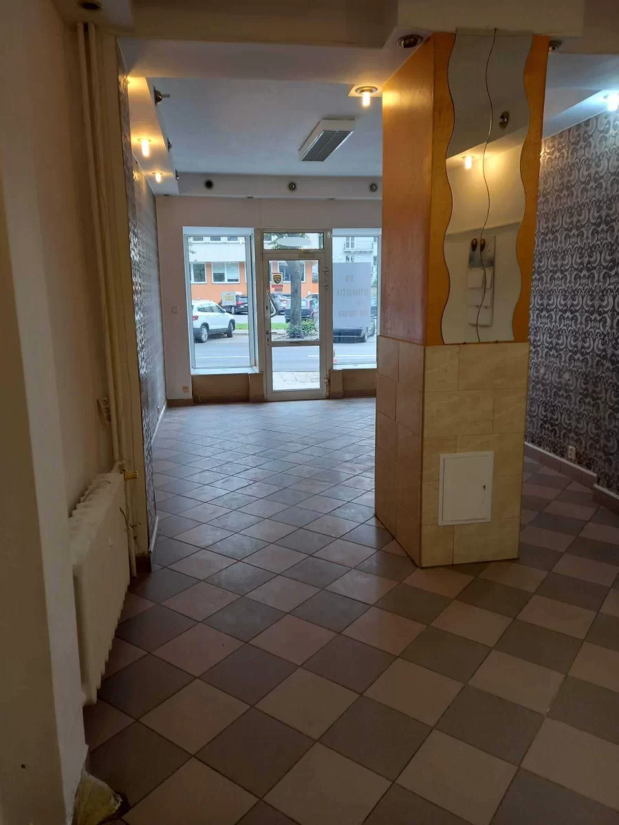 Gdynia centrum - wynajmę lokal użytkowy - obecnie salon fryzjerski