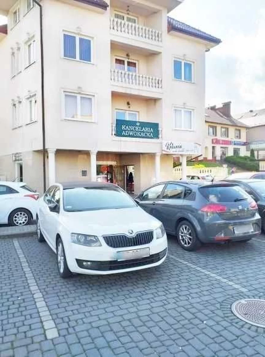 Lolal handlowy usługowy biurowy wynajmę Żory Centrum