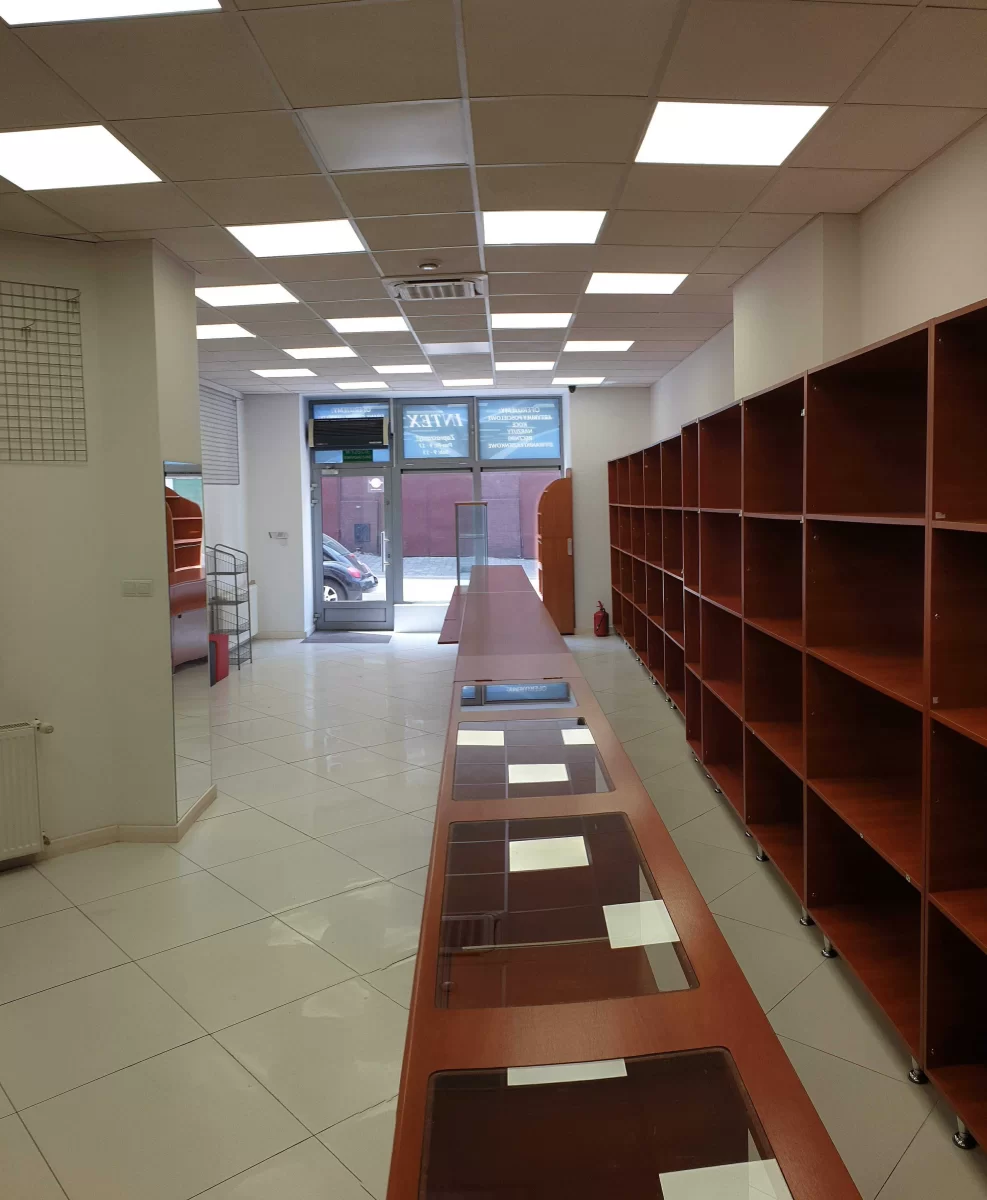 Wynajmę lokal handlowo-usługowy w centrum Bytomia