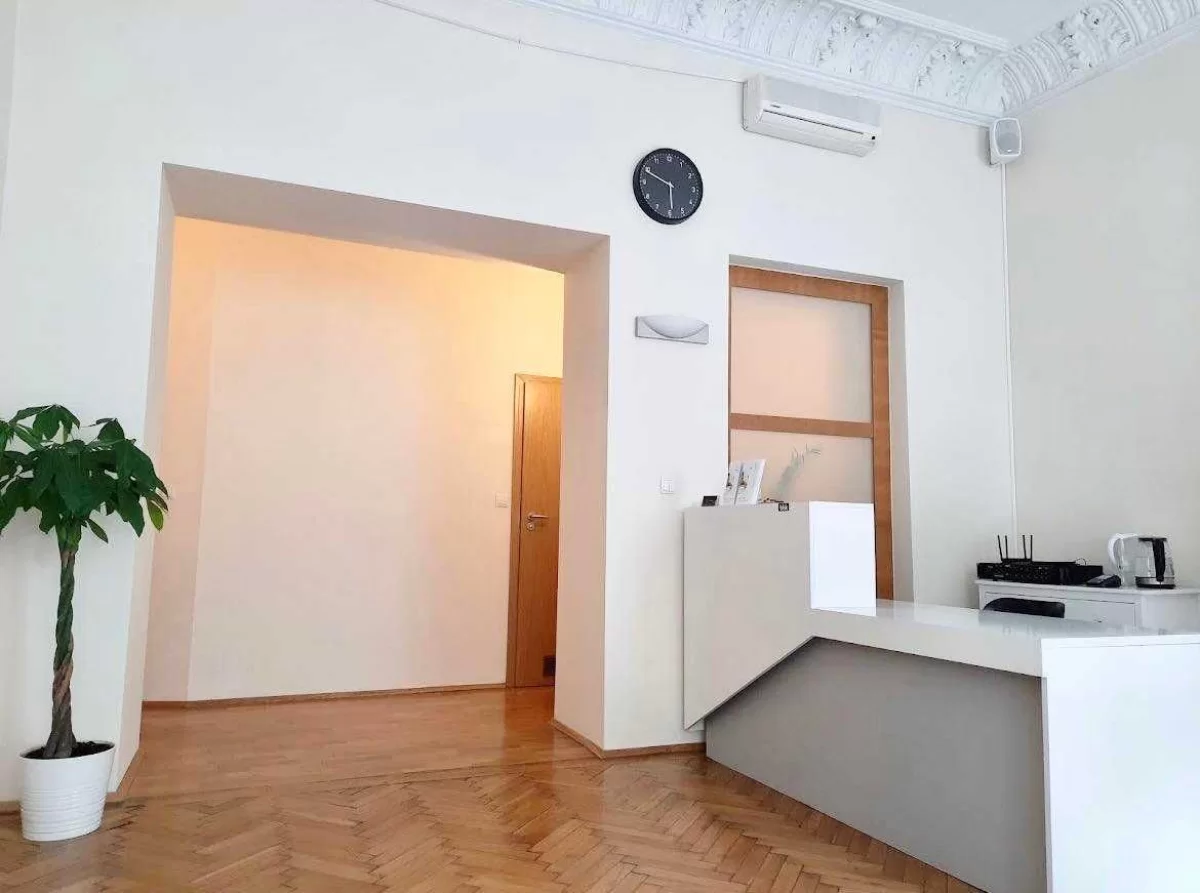 Sprzedam dstąpię Salon masażu / kosmetyczny - Kraków, stare miasto