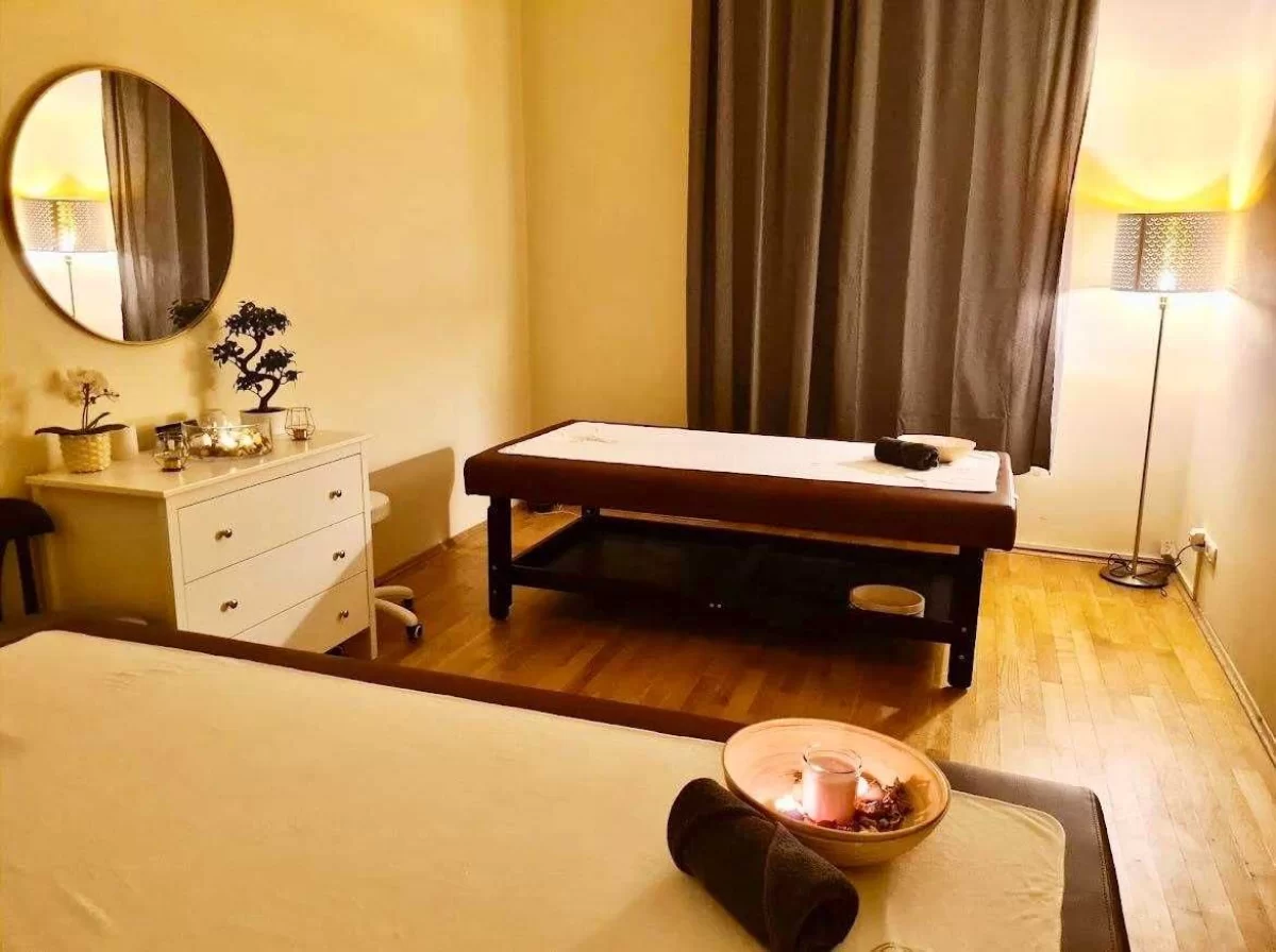 Sprzedam dstąpię Salon masażu / kosmetyczny - Kraków, stare miasto