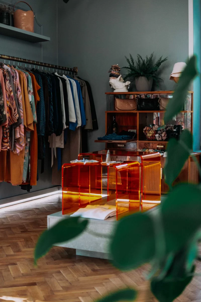 Sprzedam firmę - rentowny butik z polskimi markami + sklep internetowy