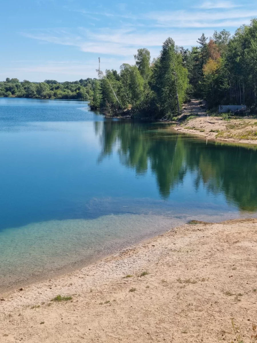 Sprzedam działkę budowlaną Wrocław Własna linia brzegowa plaża las PRYWATNE JEZIORO Krępnica Bolesławice