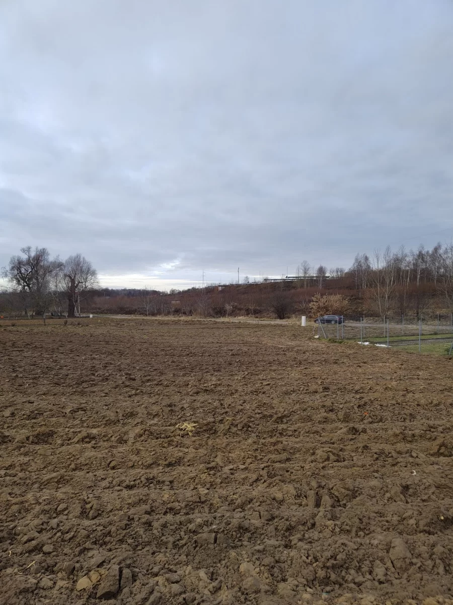 Działka budowlana na sprzedaż podbudowę 1000m2 ul.Goździkowa