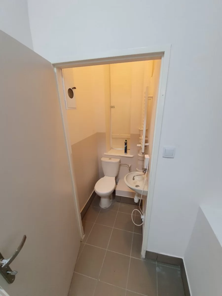 Wynajmę lokal usługowy Poznań