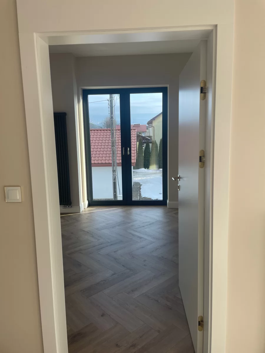 Wynajmę luksusowy lokal usługowy 86 i 70m2 (piętro) Nowy Sącz ul.Prusa